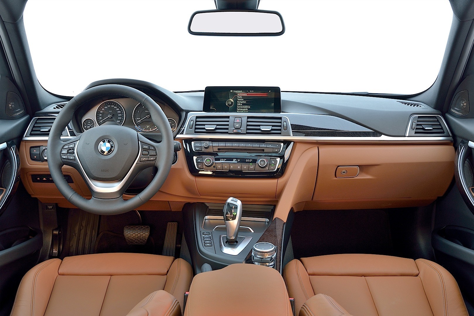 https://wcar.sets.lv/cars/BMW/3.sērija Touring/1e146327233cbbe0b00b963778a89634.jpg